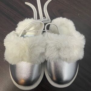 Kids Metallic Silver Fur-Trim Slip-On Shoes
